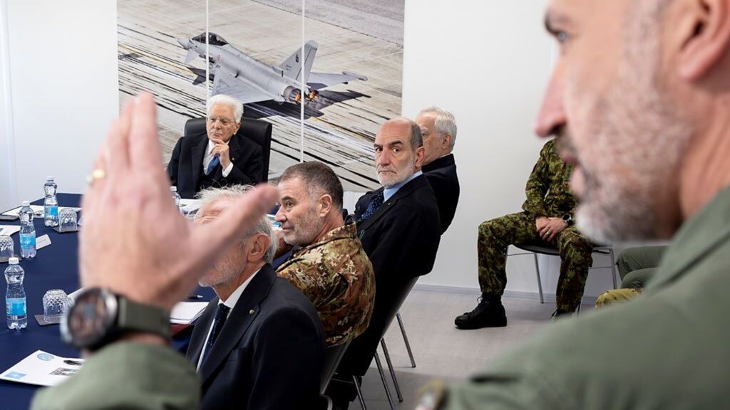 Il Presidente della Repubblica Sergio Mattarella nella Base Aerea di Ämari