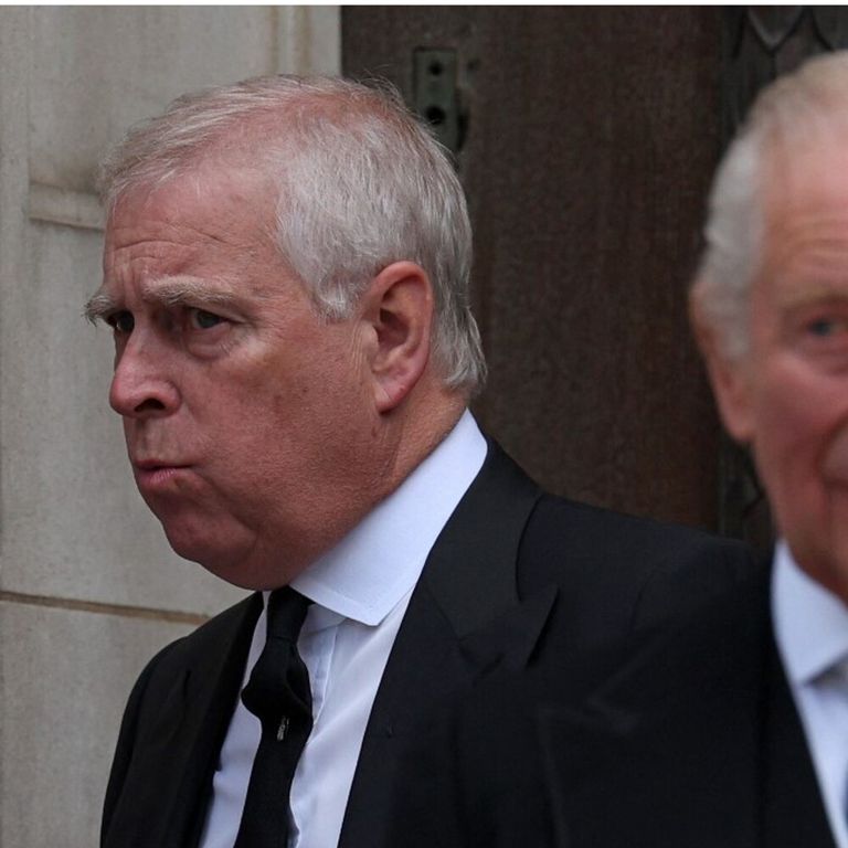 Il principe Andrea e Carlo III