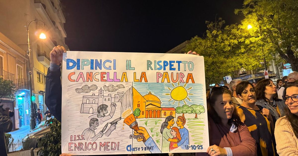 Palermo dice no alla violenza. Un migliaio in corteo per ricordare Paolo Taormina