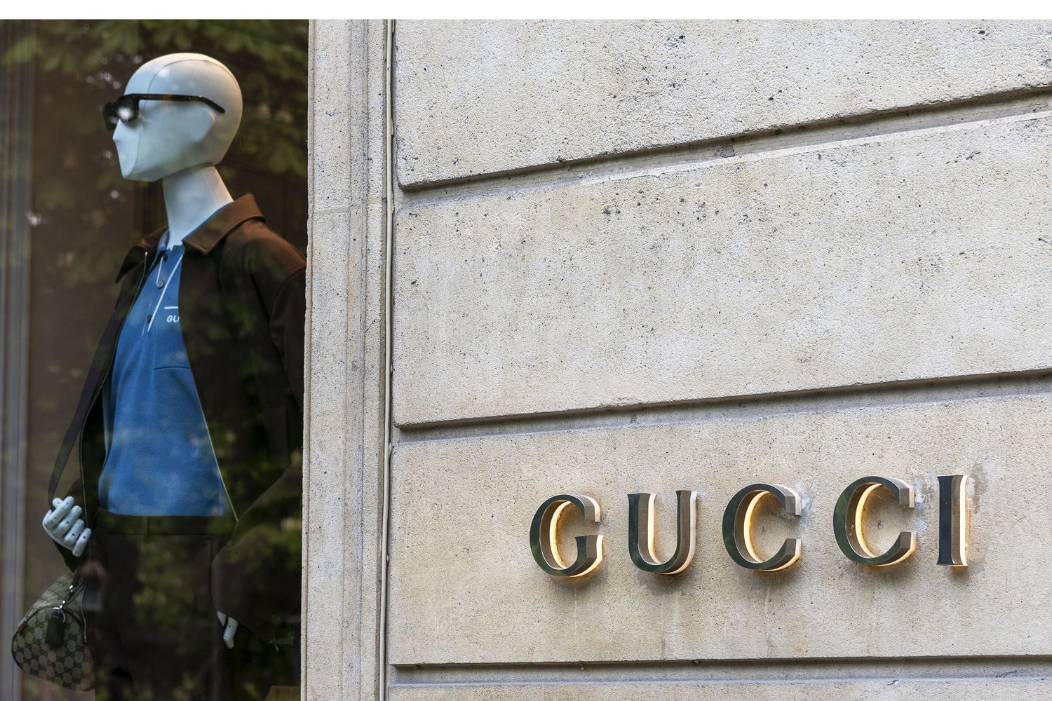 Violate norme Ue sulla concorrenza, stangata milionaria su Gucci, Chloé e Loewe