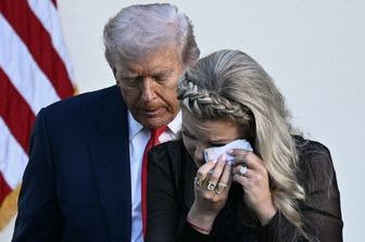 Usa, revocato il visto a sei stranieri che avevano deriso l'omicidio di Kirk