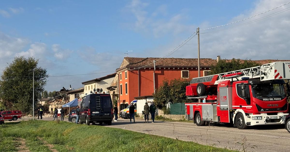venerd236 a padova i funerali di stato dei carabinieri morti nell esplosione