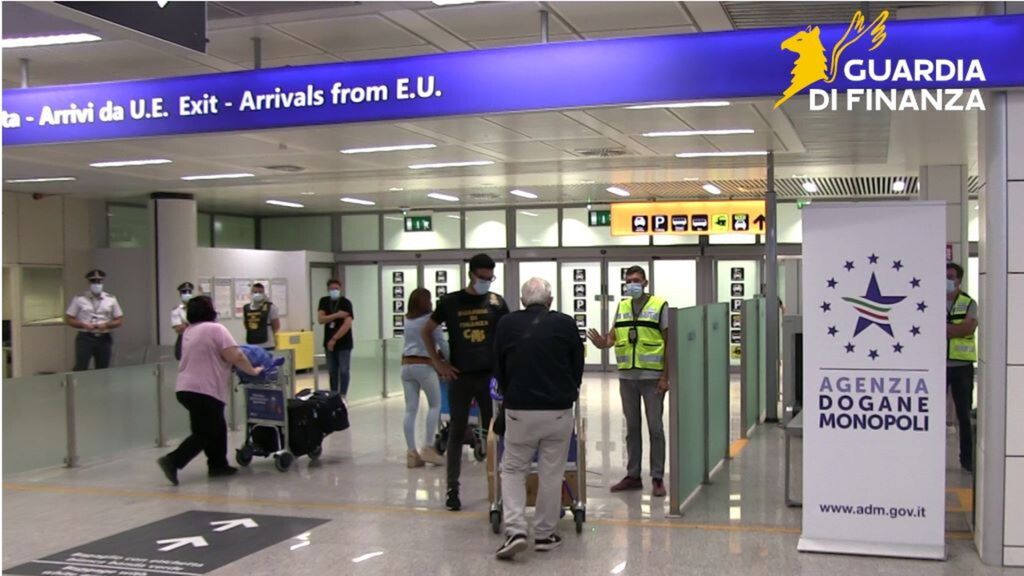 Controlli all'aeroporto di Fiumicino