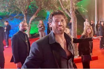 Can Yaman sul red carpet di Sandokan