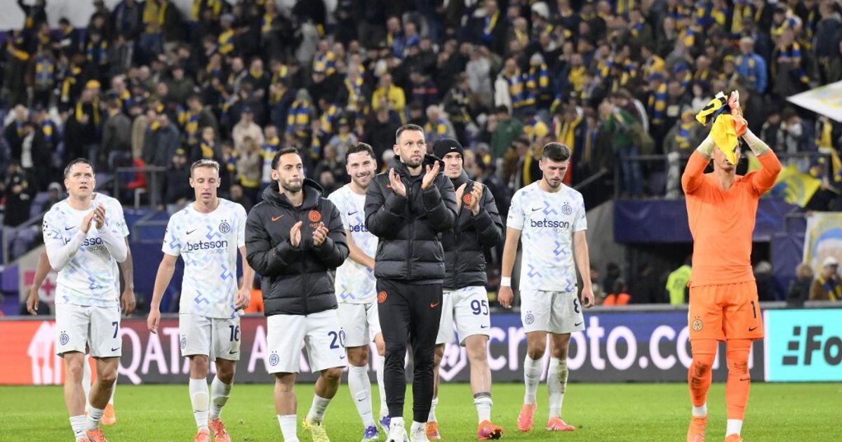 Inter travolgente, Napoli da incubo: Champions a due facce per le italiane