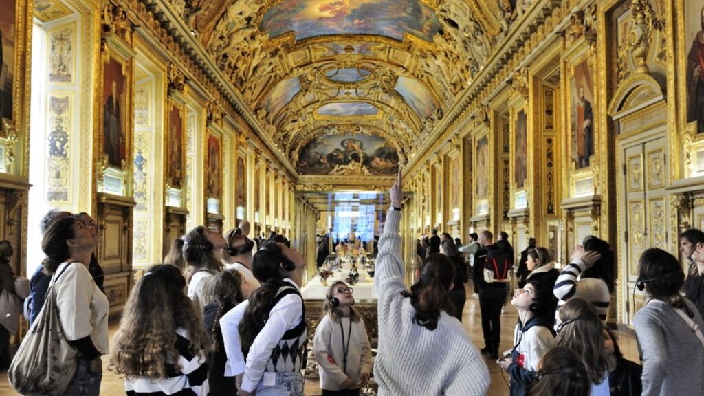 Galleria Apollo del Louvre