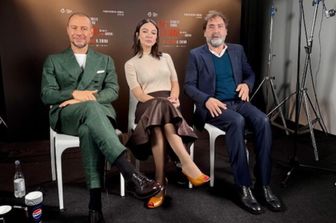 Stefano Accorsi, Matilda De Angelis e Stefano Mordini