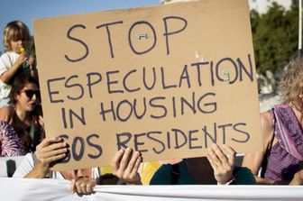 Proteste contro i turisti