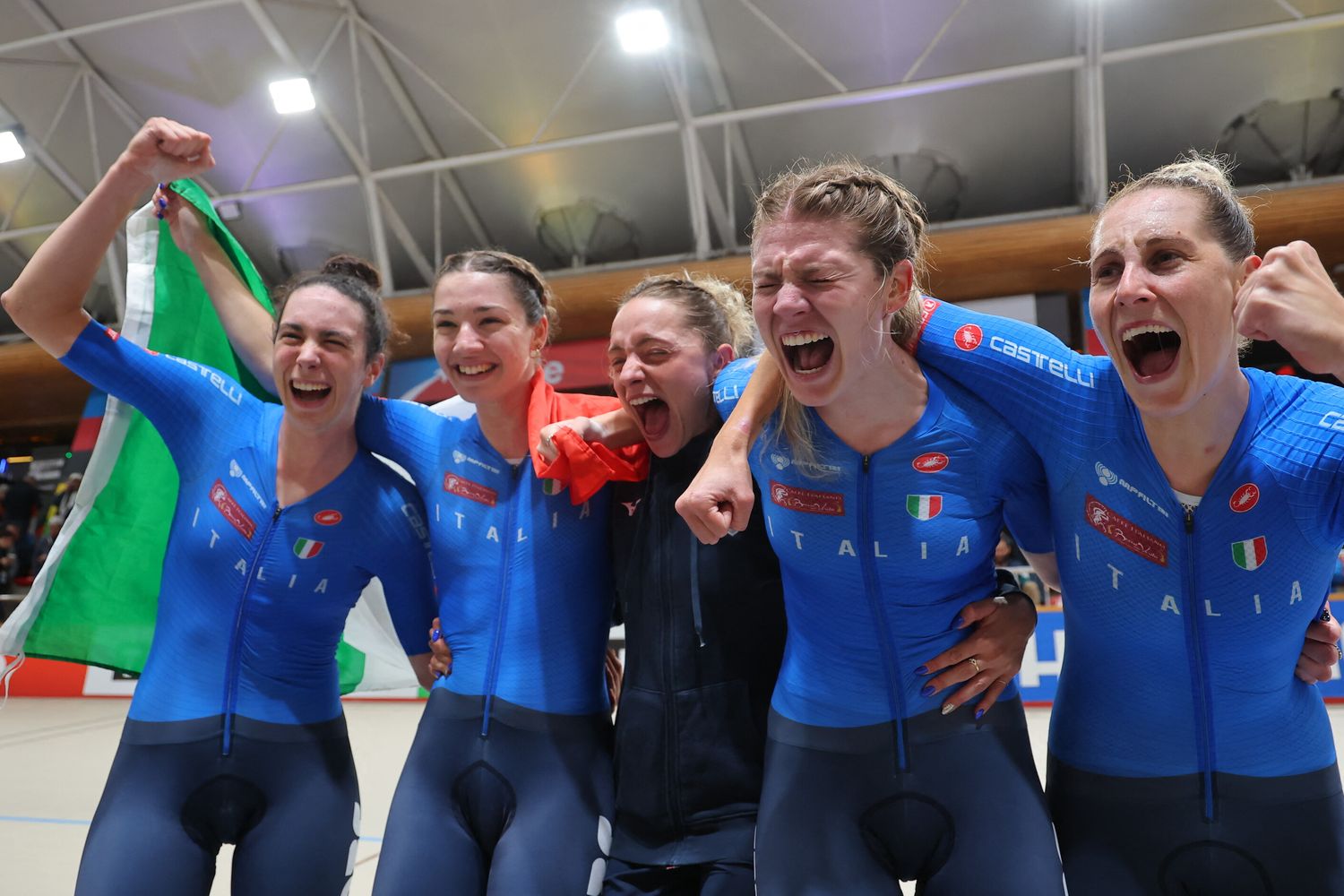 Le rocket girls azzurre conquistano l'oro al Velodromo di Santiago del Cile