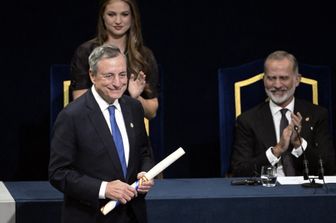 Mario Draghi riceve il Princess of Asturias Award per la cooperazione internazionale