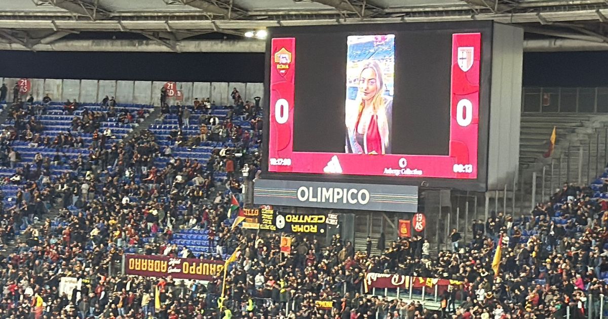 all olimpico un lungo applauso ricorda beatrice bellucci