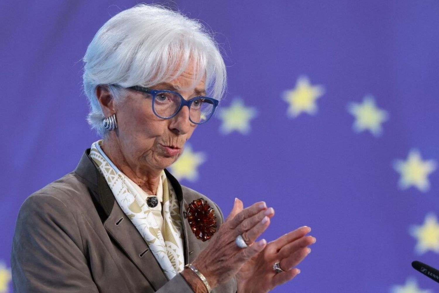 La Bce lascia i tassi invariati al 2%: pesano i dazi e le tensioni geopolitiche