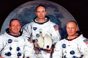 L'allunaggio del 1969 fa litigare Kim Kardashian e la Nasa