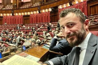 Sparo di Capodanno: Emanuele Pozzolo condannato a Biella