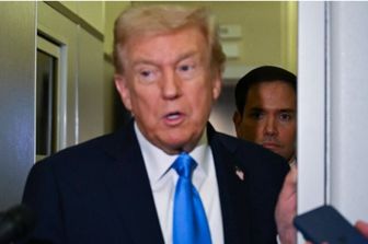 Ucraina, Trump non vuole perdere tempo: "No a un incontro con Putin se non c'è un accordo"