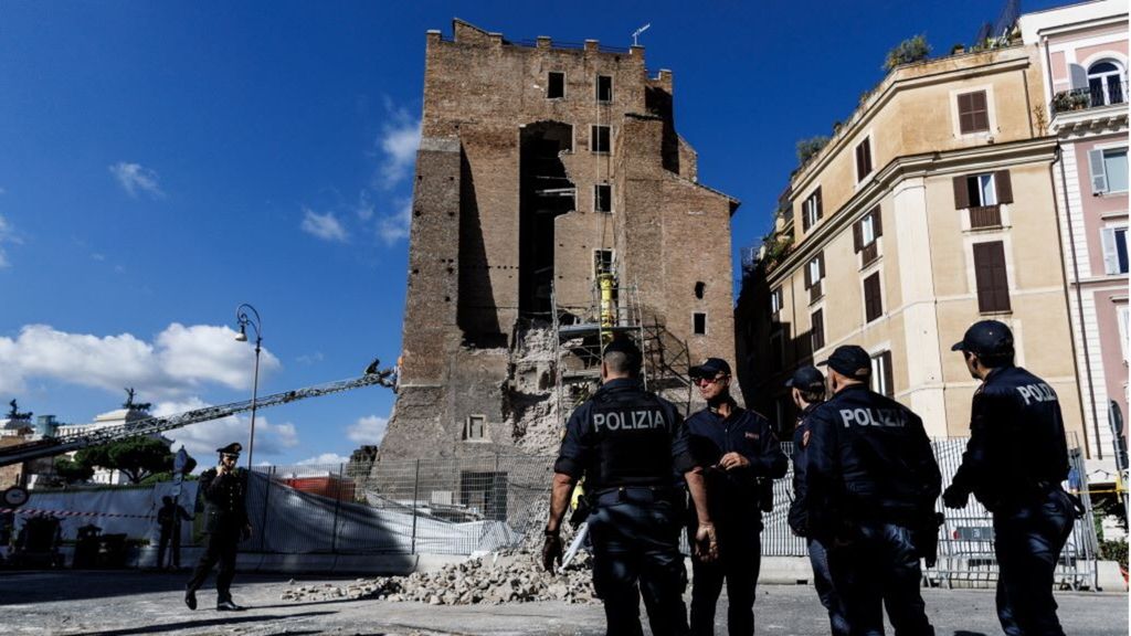 Il crollo della Torre dei Conti