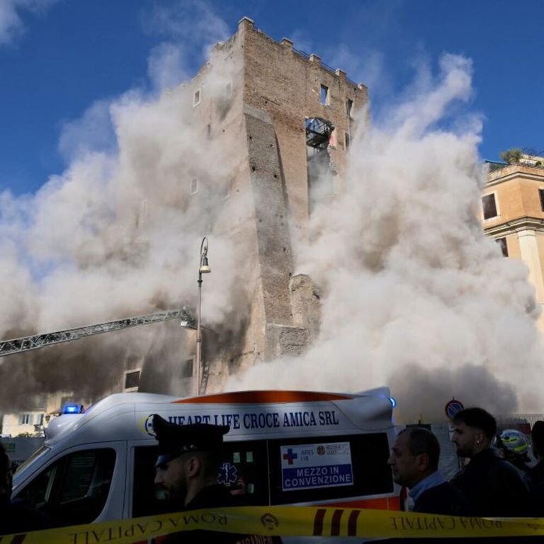 Il crollo della Torre dei Conti