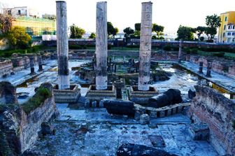 Pozzuoli, Tempio di Serapide, l'area dei Campi Flegrei colpita dallo sciame sismico