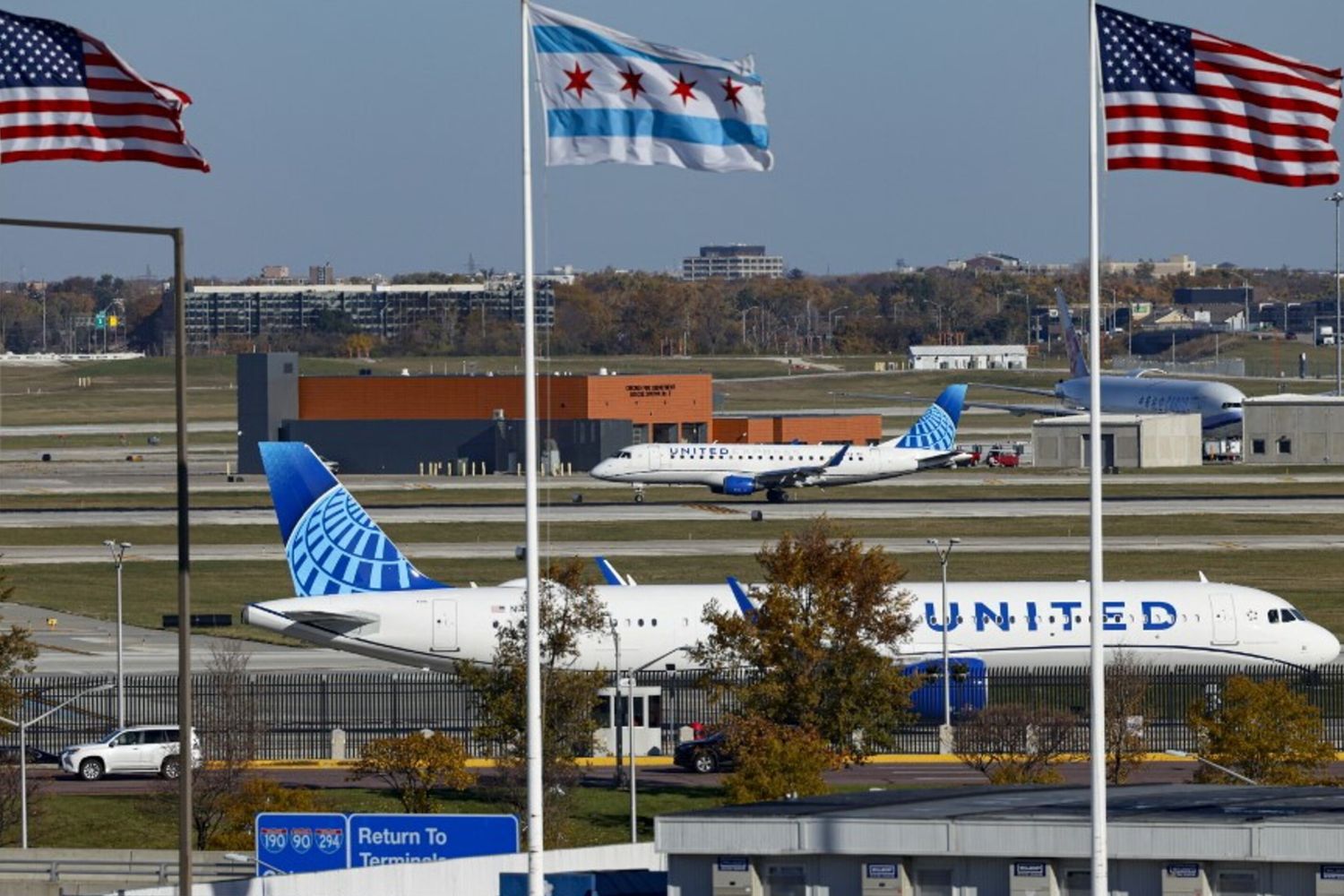 Voli a terra per shutdown