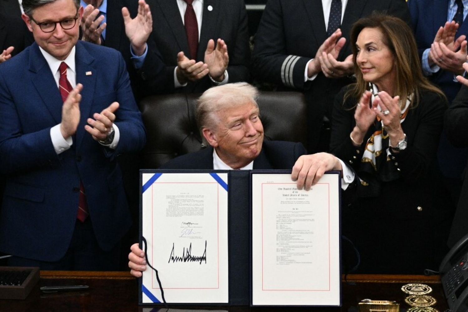 Trump firma la fine dello shutdown