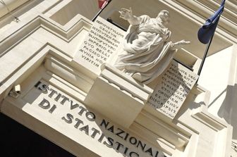 Italia ancora indietro su istruzione e formazione: diplomati e laureati sotto la media Ue