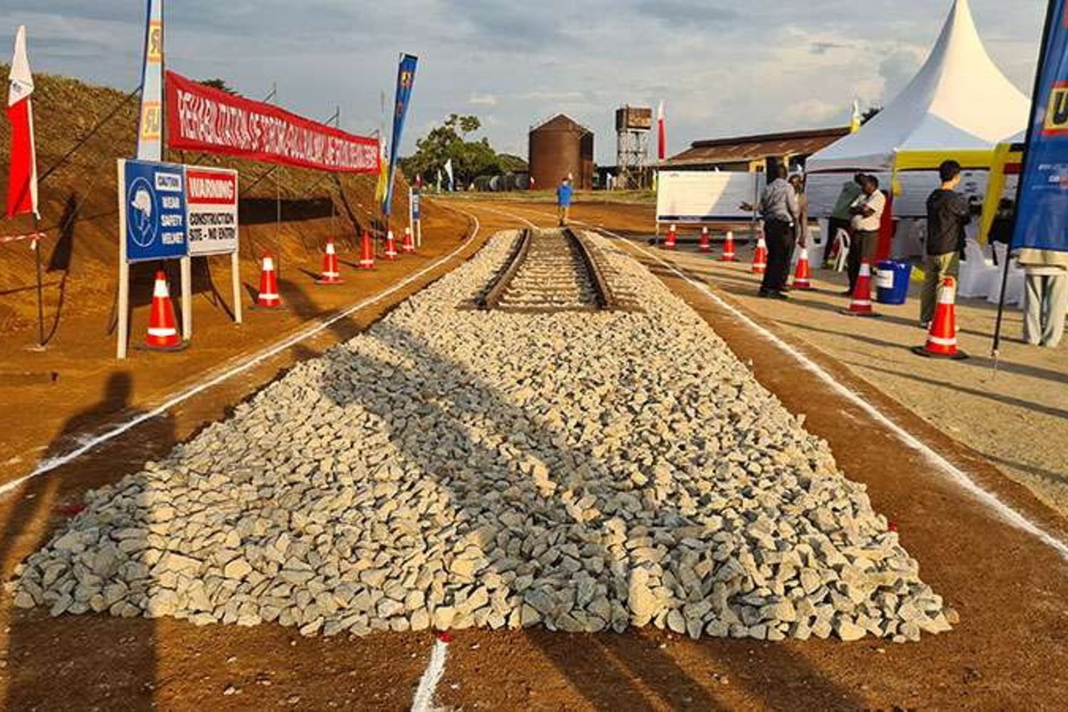 L'azienda italiana Condotte 1880 costruirà una nuova linea ferroviaria in Uganda