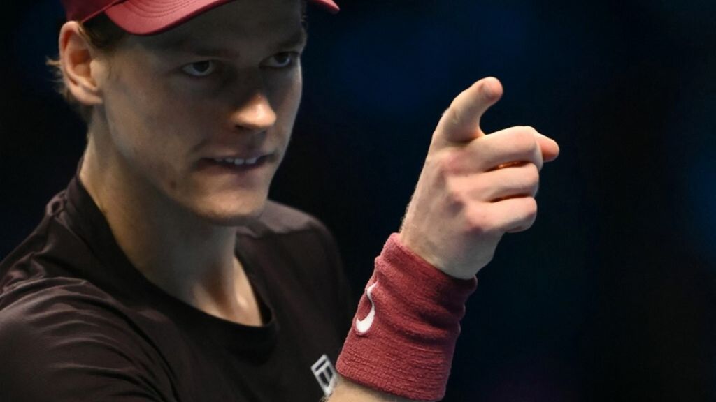 Jannik Sinner in finale a Torino