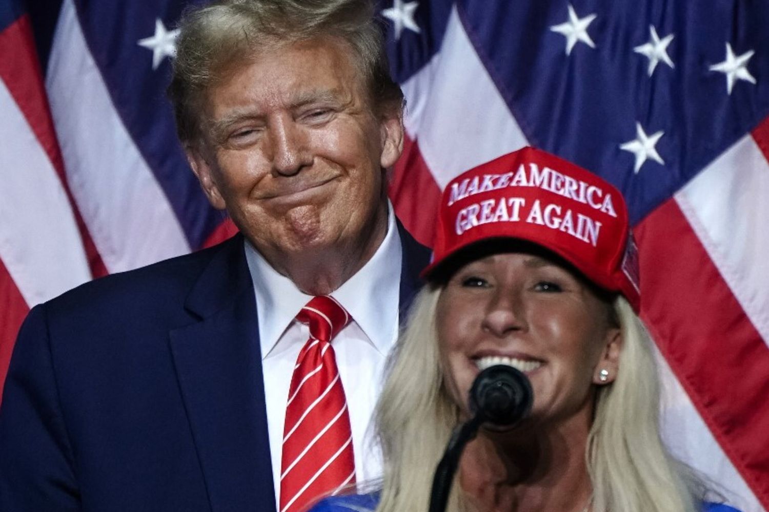 "Mi sta minacciando". Che cosa succede tra la deputata Green e Trump