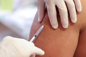 Il vaccino contro l’herpes zoster riduce del 23% il rischio di ictus e patologie cardiache