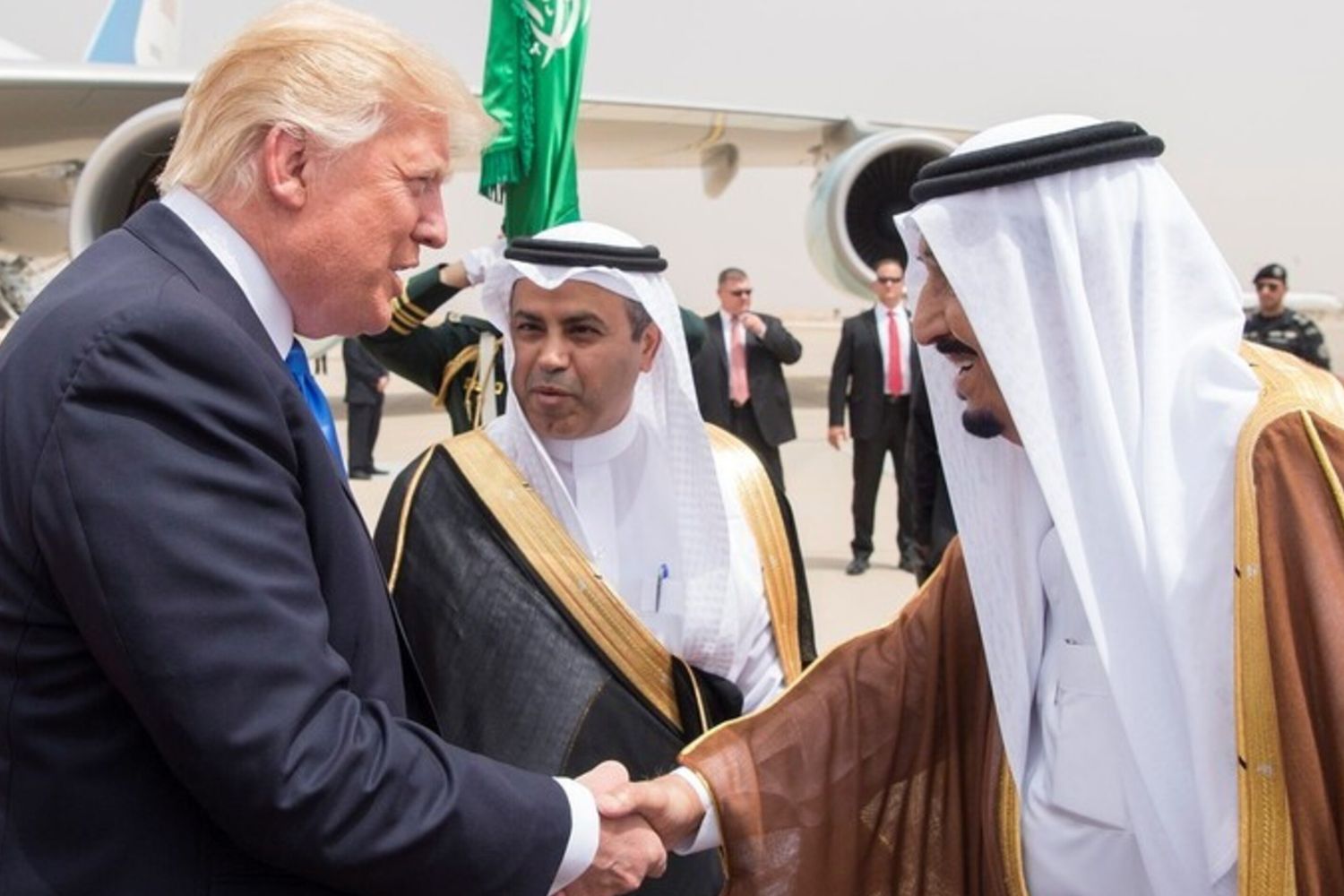 Trump scommette sul "paradiso digitale": un resort blockchain alle Maldive