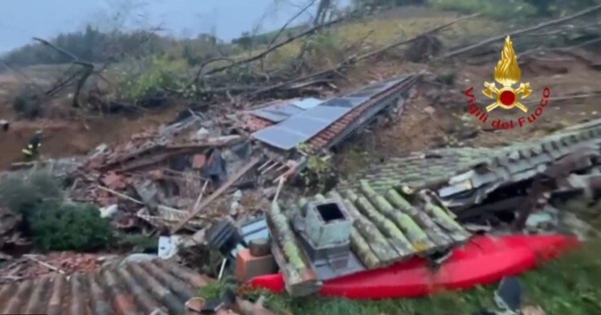 Frana travolge casa nel Goriziano, 32enne tenta di salvare un