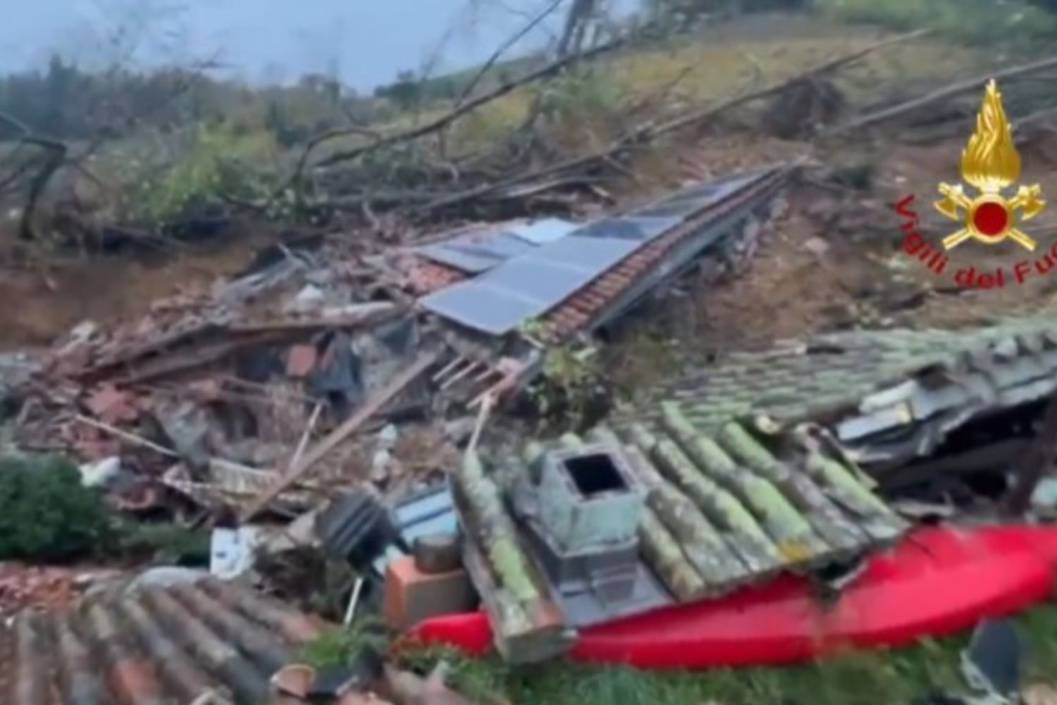 Una frana ha travolto le abitazioni nel Goriziano
