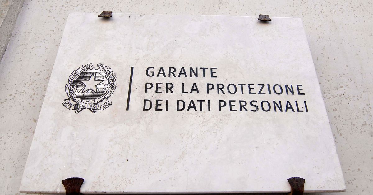 Garante per la Privacy, si dimette il segretario generale Fanizza