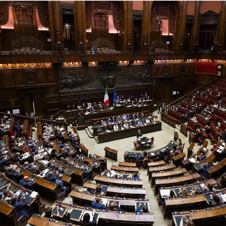 Legge elettorale, Meloni rilancia il proporzionale. Il Pd: "Per ora sono solo forzature"