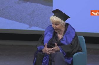 Addio Ornella Vanoni, eccola alla laurea Ad Honorem a giugno: Io cialtrona, non ho mai studiato