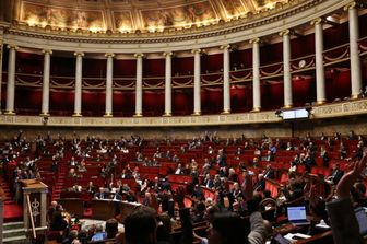 Francia - voto per legge di bilancio