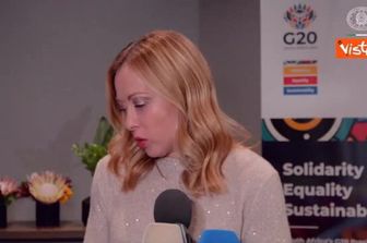 Meloni sente Trump su pace in Ucraina: No a controproposta, lavoriamo al suo piano