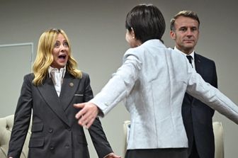 Giorgia Meloni incontra la premier giapponese Sanae Takaichi al G20