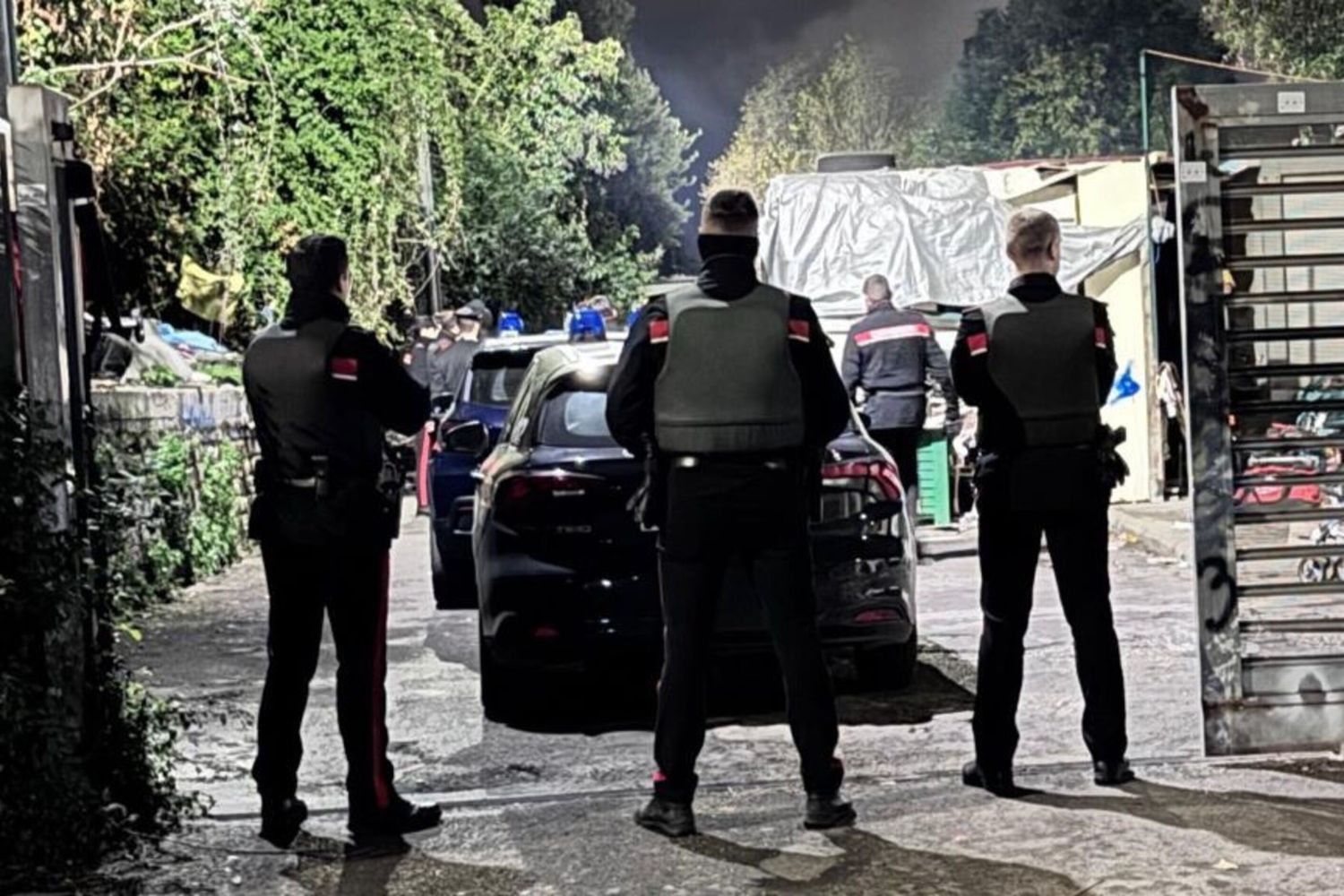 Blitz dei carabinieri