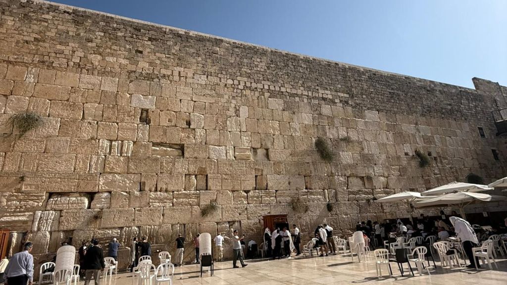 Viaggio nel cuore di Gerusalemme, mosaico di storia tra vicoli e fede