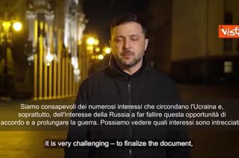 Zelensky: La Russia ha interesse a far fallire piano di pace