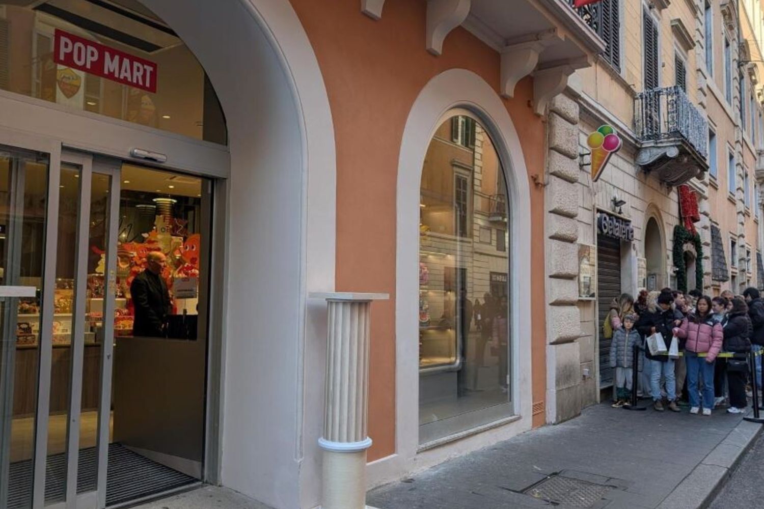 Pop Mart apre a Roma, è il secondo store in Italia