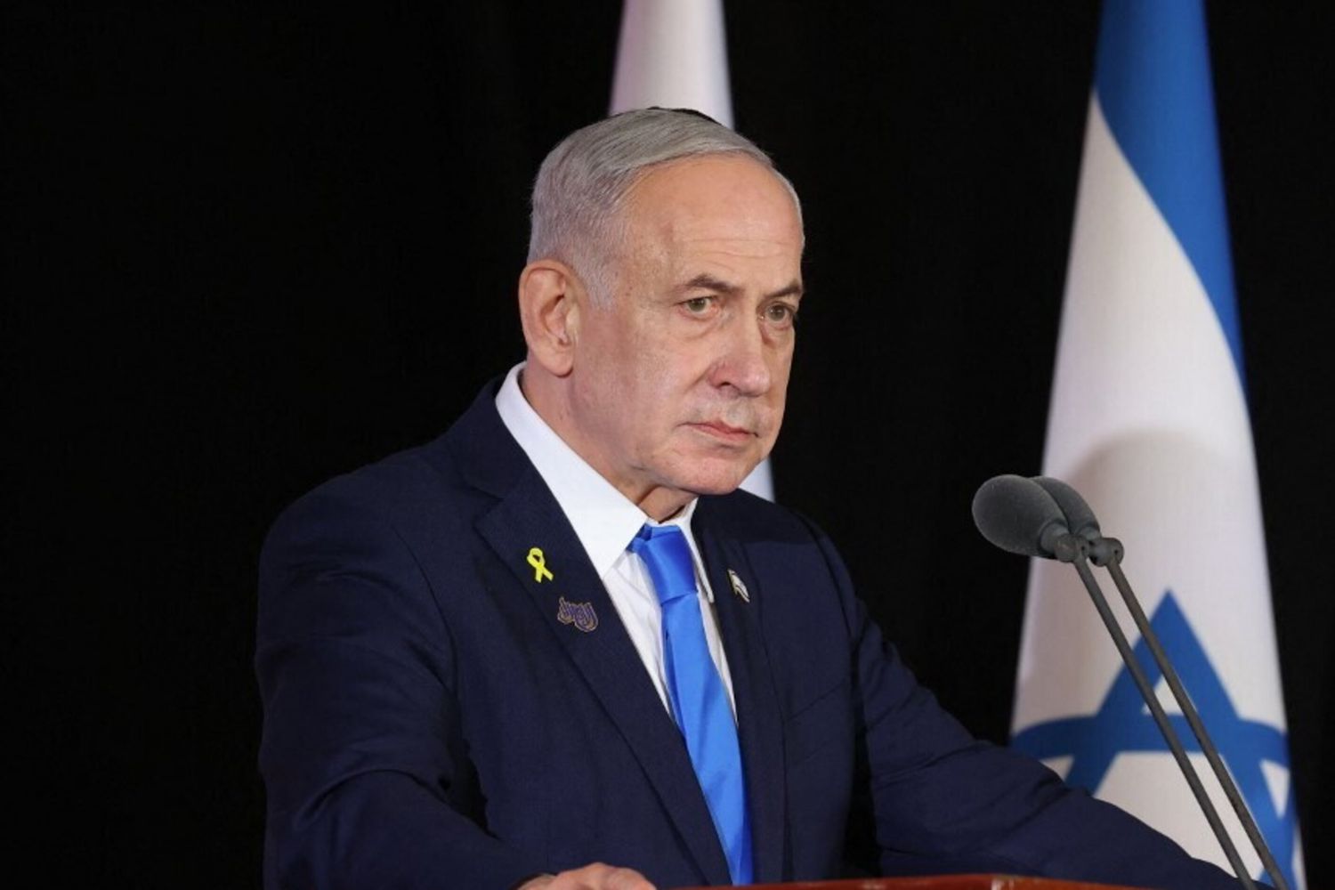 Israele, Netanyahu chiede la grazia al presidente Herzog