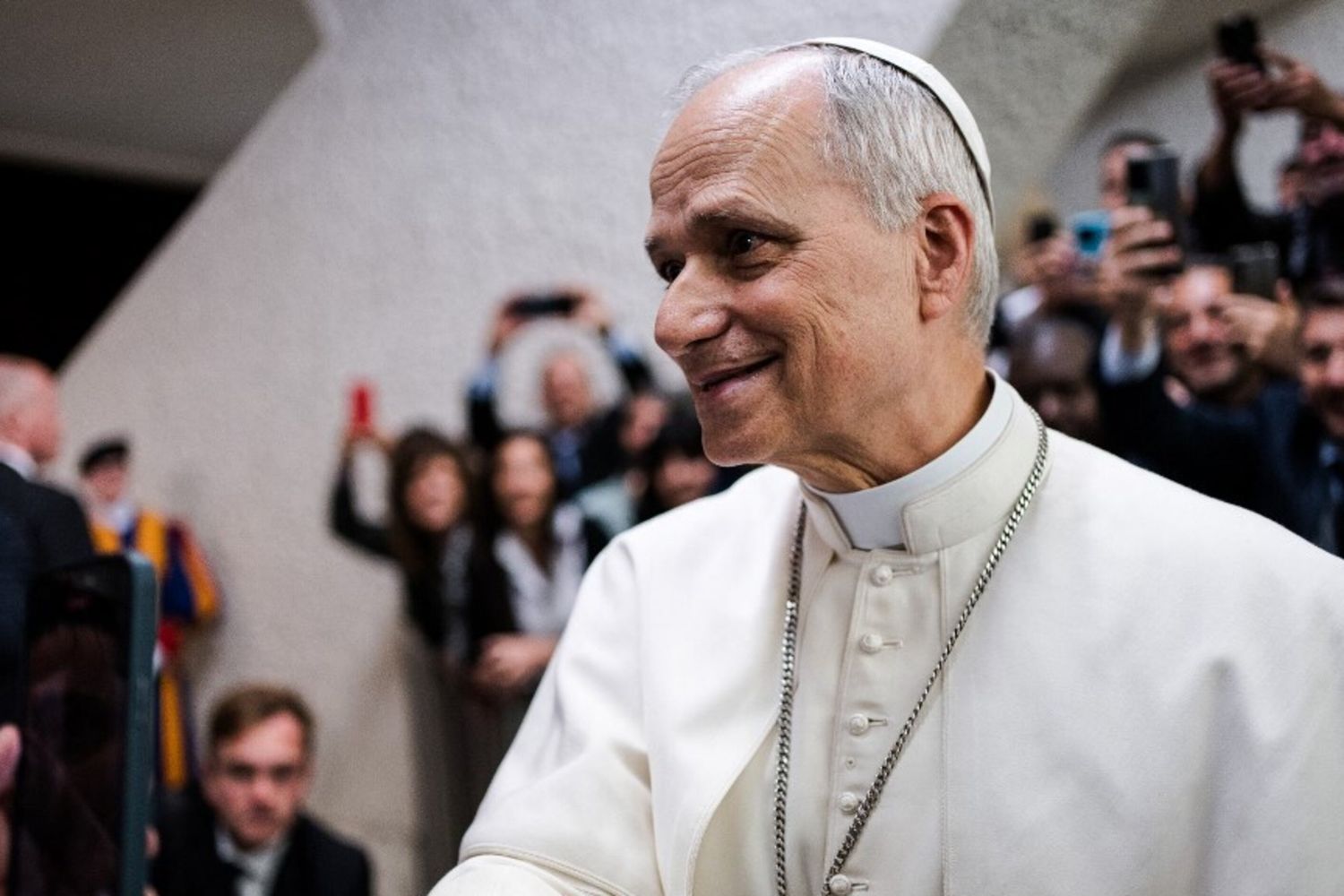 Papa Leone: "Soluzione due Stati unica soluzione possibile. Per ora Israele non accetta, ma noi cerchiamo di essere voce mediatrice"