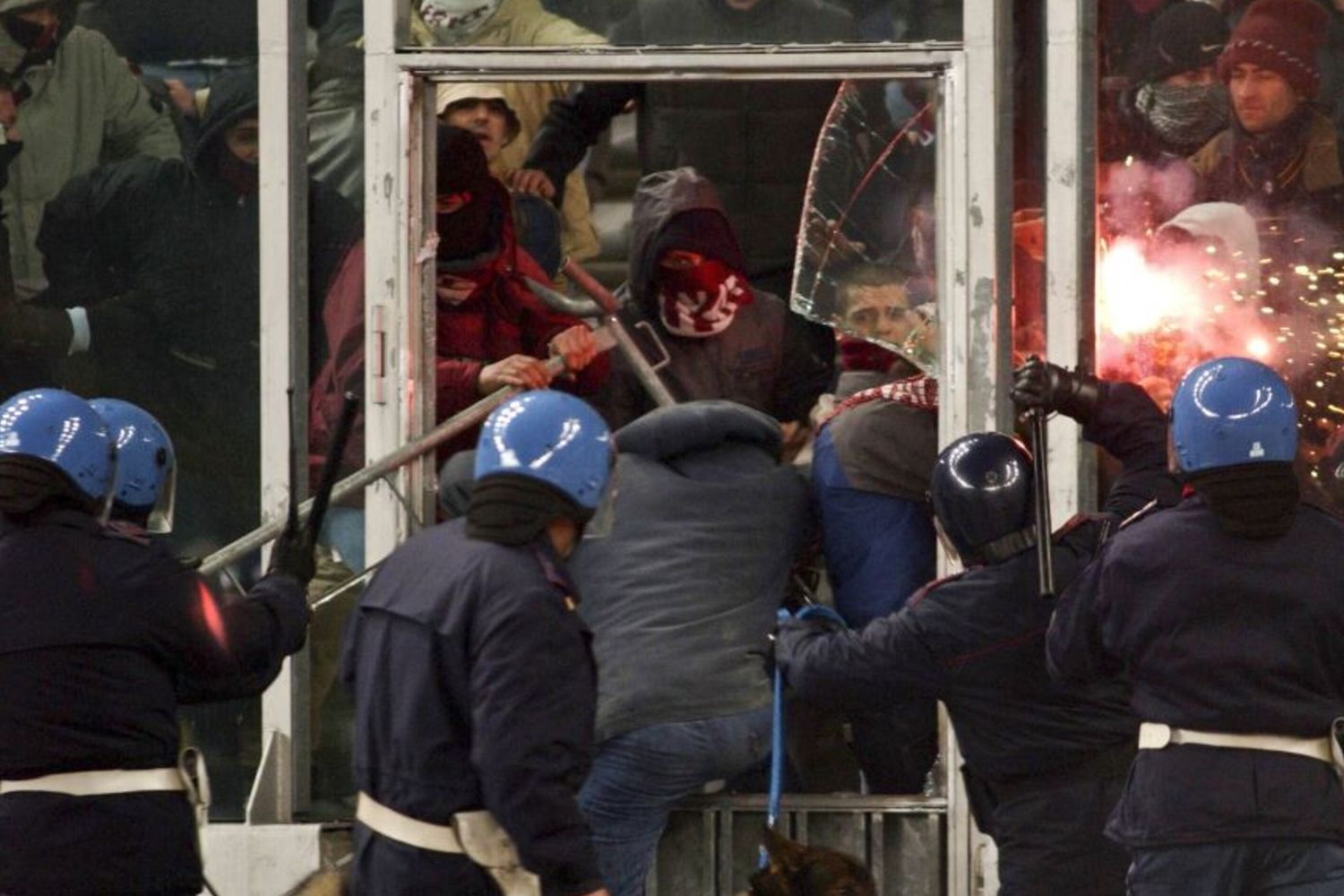 Violenza negli stadi