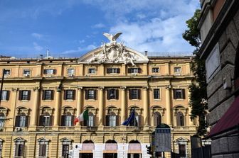 Manovra: verso l'intesa con le banche. La Bce valuta sulle riserve auree