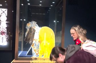 imbrattata teca con gioielli reali