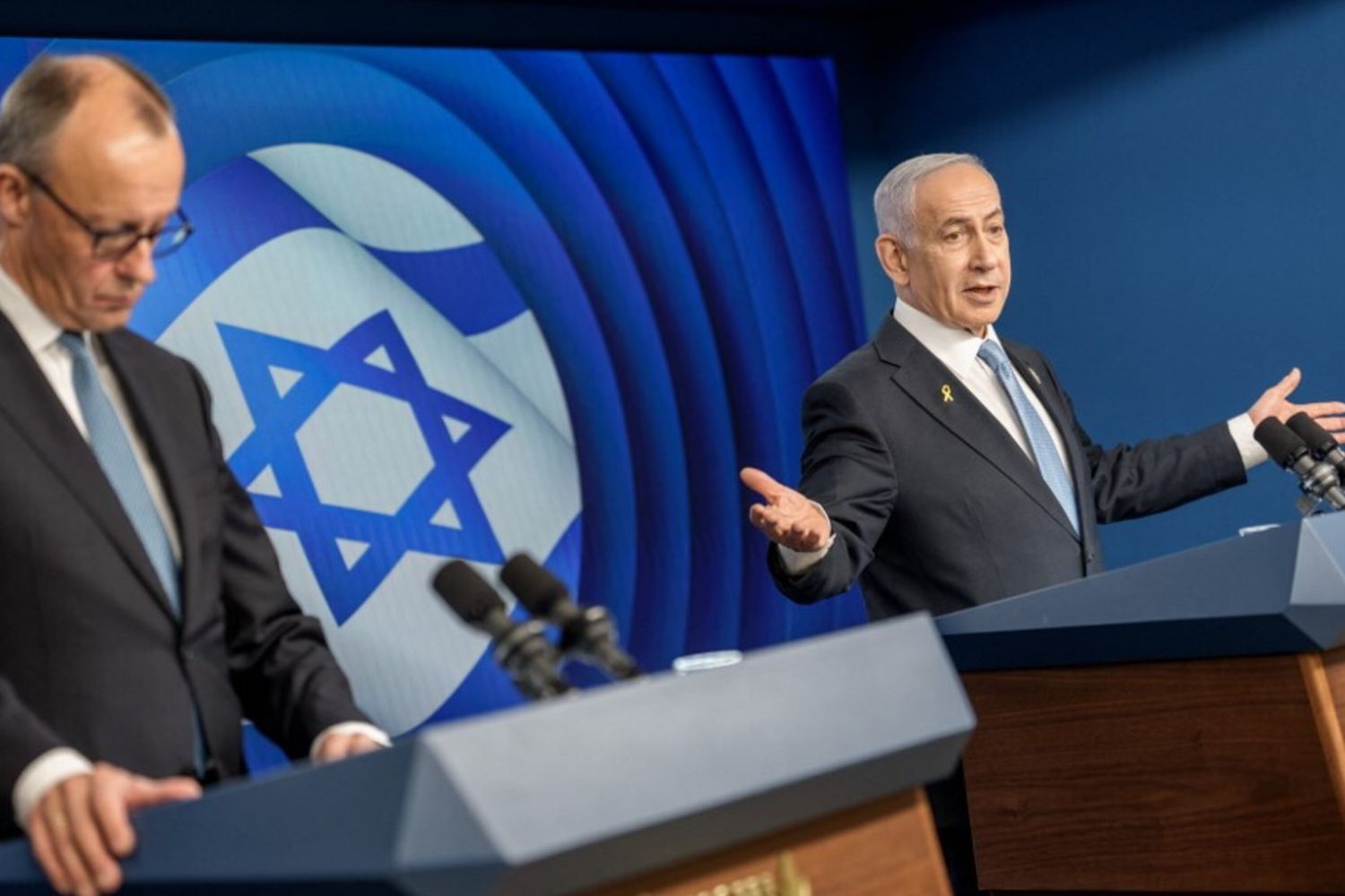 Netanyahu in conferenza stampa congiunta con il cancelliere tedesco, Friedrich Merz.