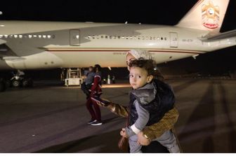 L'Italia accoglie altri 17 bambini palestinesi da Gaza per cure mediche