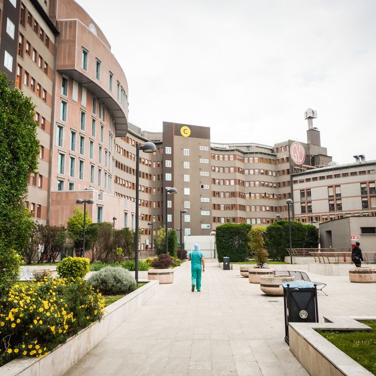 Blitz del Nas al San Raffaele